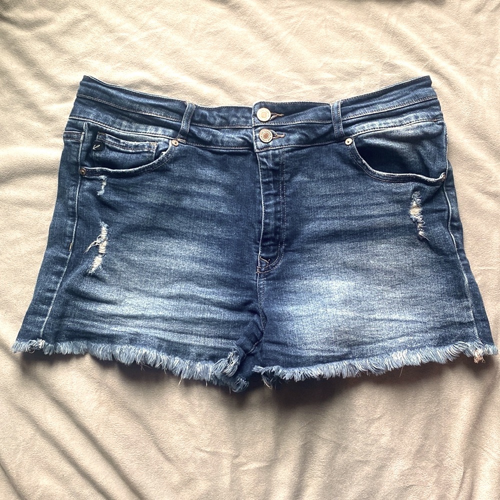 KanCan™ High Rise Shorts